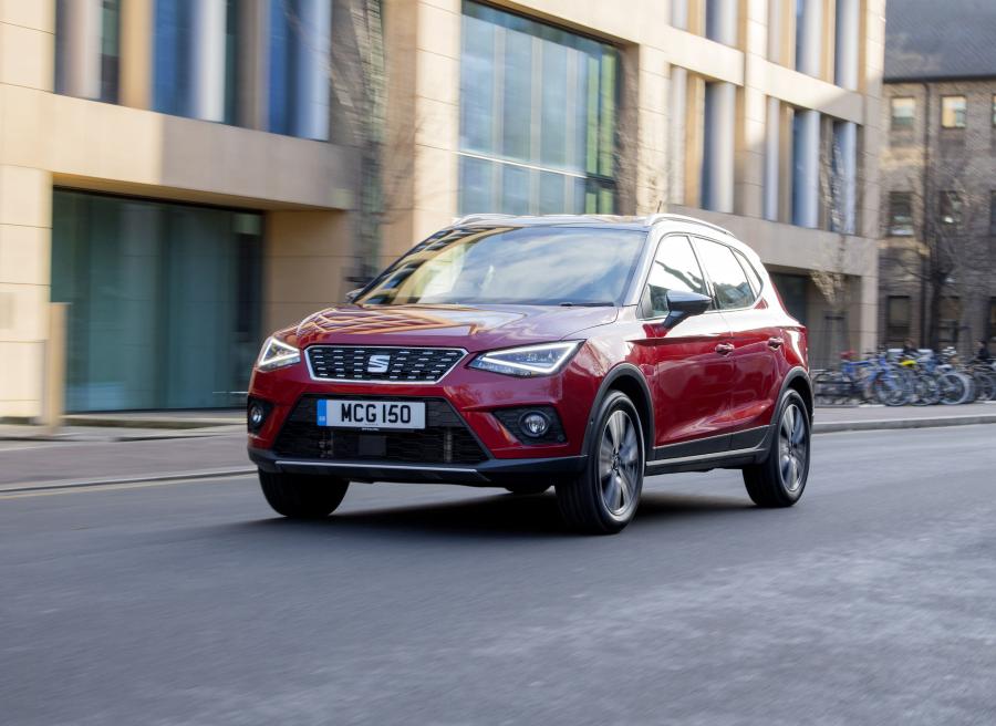  Seat Arona Xcellence 2017 года  (UK) (фото 1 из 40)